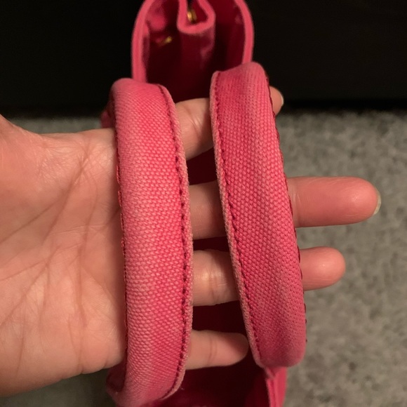 Prada Canapa - Picture 8 of 8